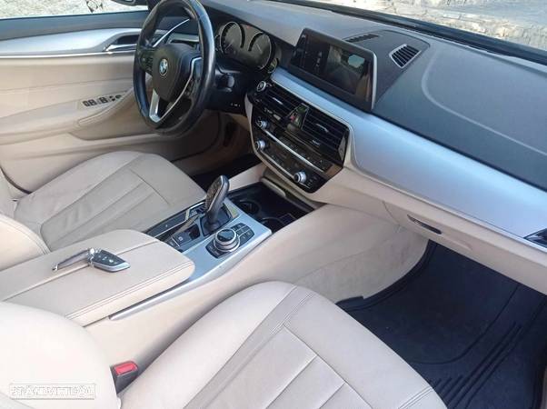 BMW 520 d Auto - 14