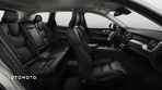 Volvo XC 60 B4 B Plus Dark - 15