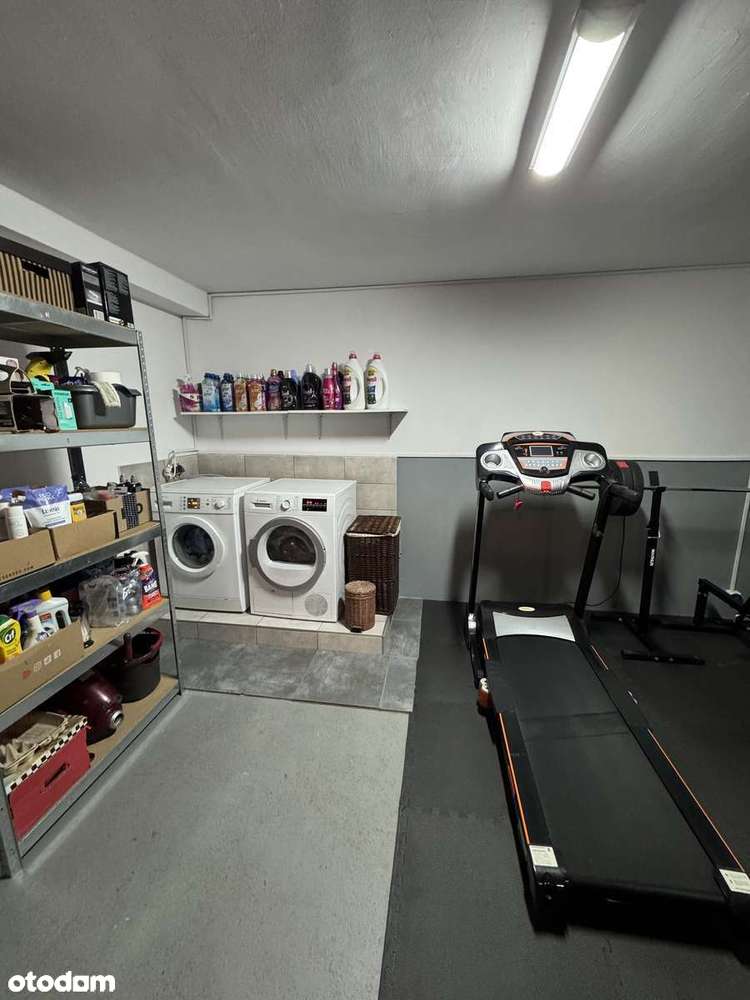 Nowoczesny dom z ogrodem, tarasem, siłownią, piwnicą i garażem - Pełny obrazek: 5/20