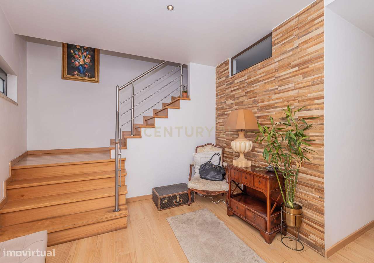 Moradia Moderna T4 em São Domingos de Rana, Cascais - Grande imagem: 2/48