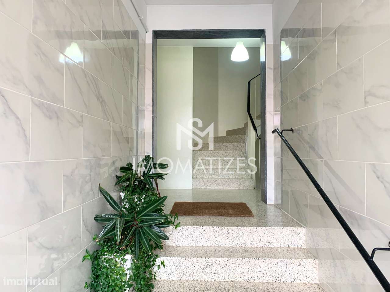 Apartamento T3 com Garagem e Terraço – Ramalde, Porto-30