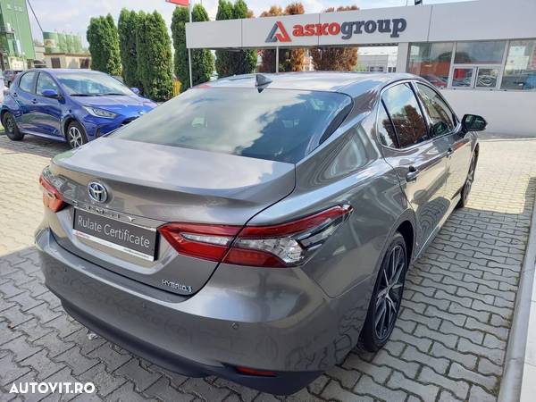 Toyota Camry 2.5 Hybrid Exclusive - 8