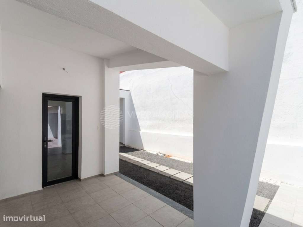 Moradia T3 nova com Piscina no Alto do Índio, Sobreda-25