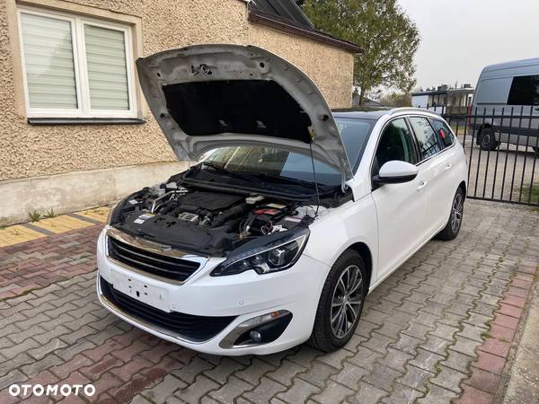 Peugeot 308 1.2 PureTech Allure S&S - 13