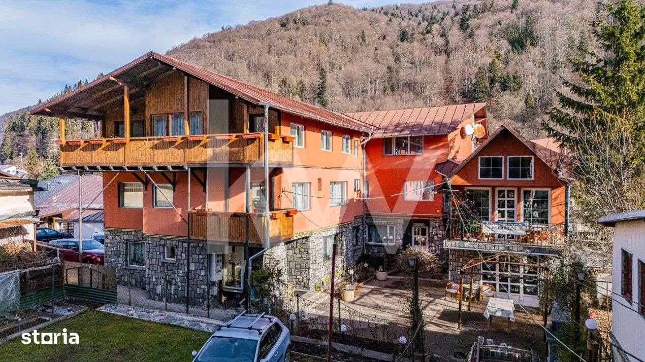 Corp de casa in inima statiunii Sinaia, pe bld. Republicii. - Imagine principală: 5/15