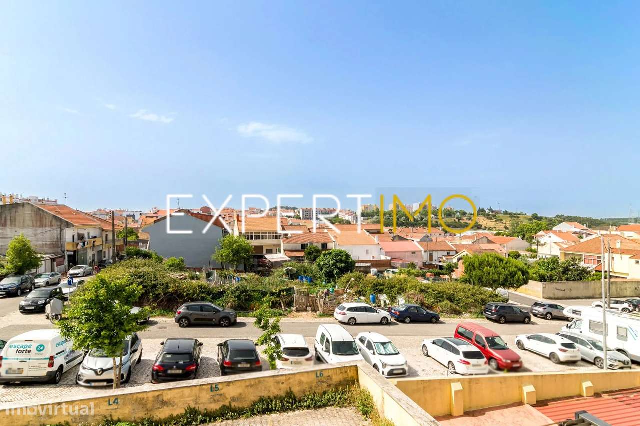 Apartamento T3, com 3 lugares de parqueamento a 10 minutos Lisboa -...-23