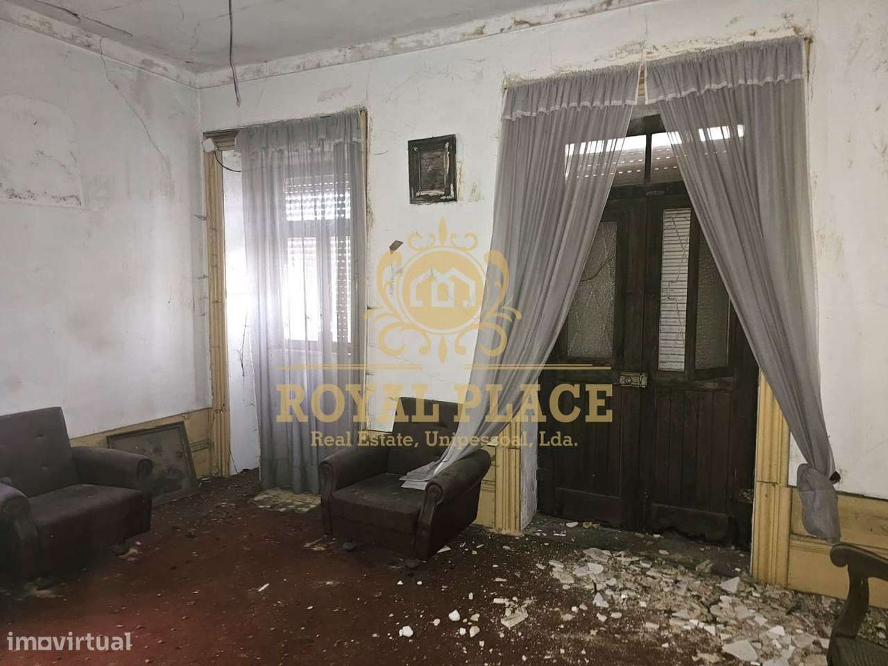 Moradia T3 com terreno no centro de Fiães - Grande imagem: 5/28