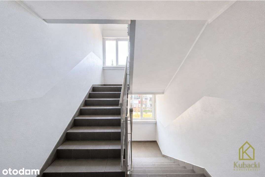 4-pokojowe mieszkanie z garażem i piwnicą! Blisko CH Korona-8