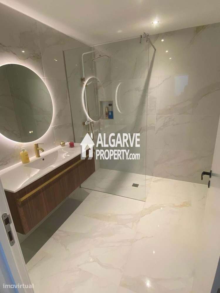 Fantástica V3 de estilo contemporâneo próxima de Vilamoura e Praia em - Grande imagem: 4/19
