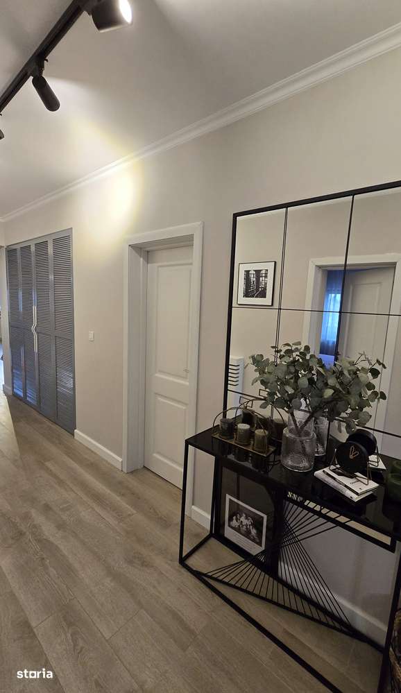 Casă din cărămidă aproape de plajă ( Tuzla) - Imagine principală: 4/13