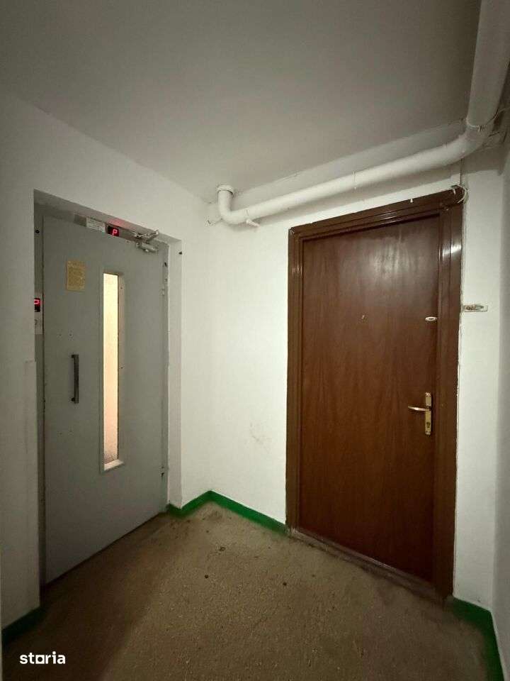 2 Camere Decomandat Metrou la 8 Minute-14