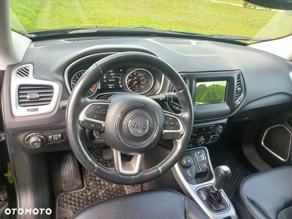 Jeep Compass - 14