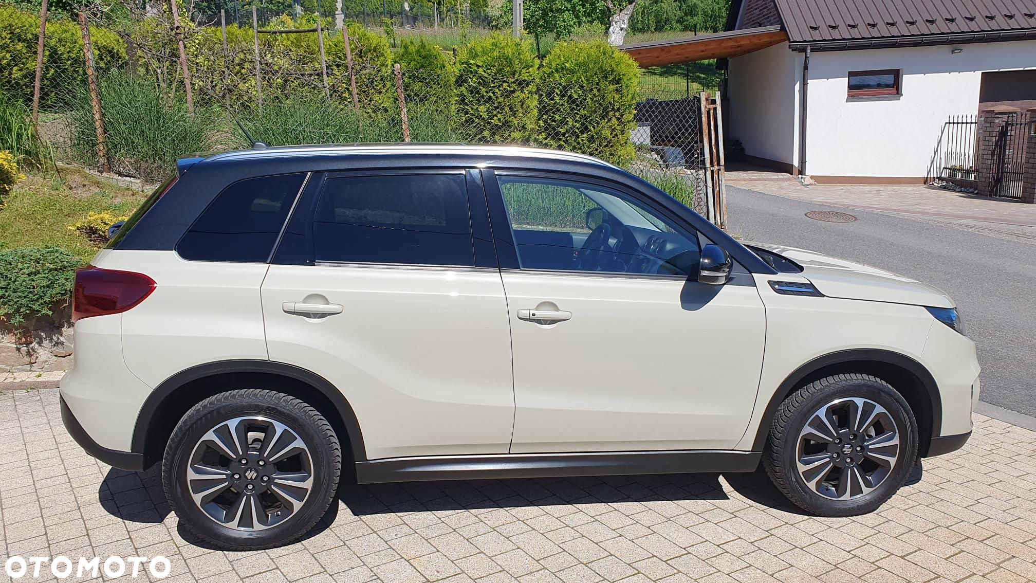 Suzuki Vitara 1.4 Boosterjet Premium 2WD - 23