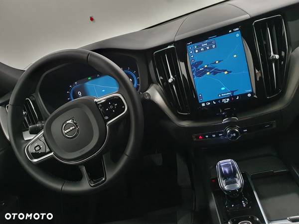 Volvo XC 60 B4 D R-Design - 36