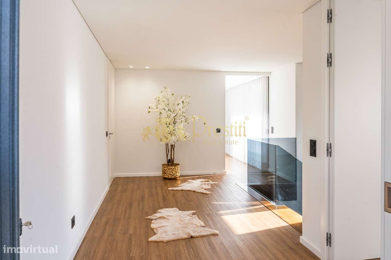 Moradia T3+1 com Piscina em Abação - Grande imagem: 5/34