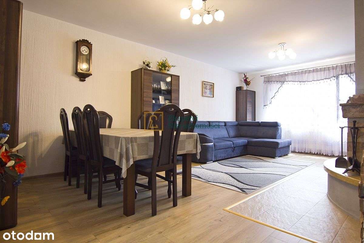 Duży dom z garażem w okolicach ul. Wywrockiego-2