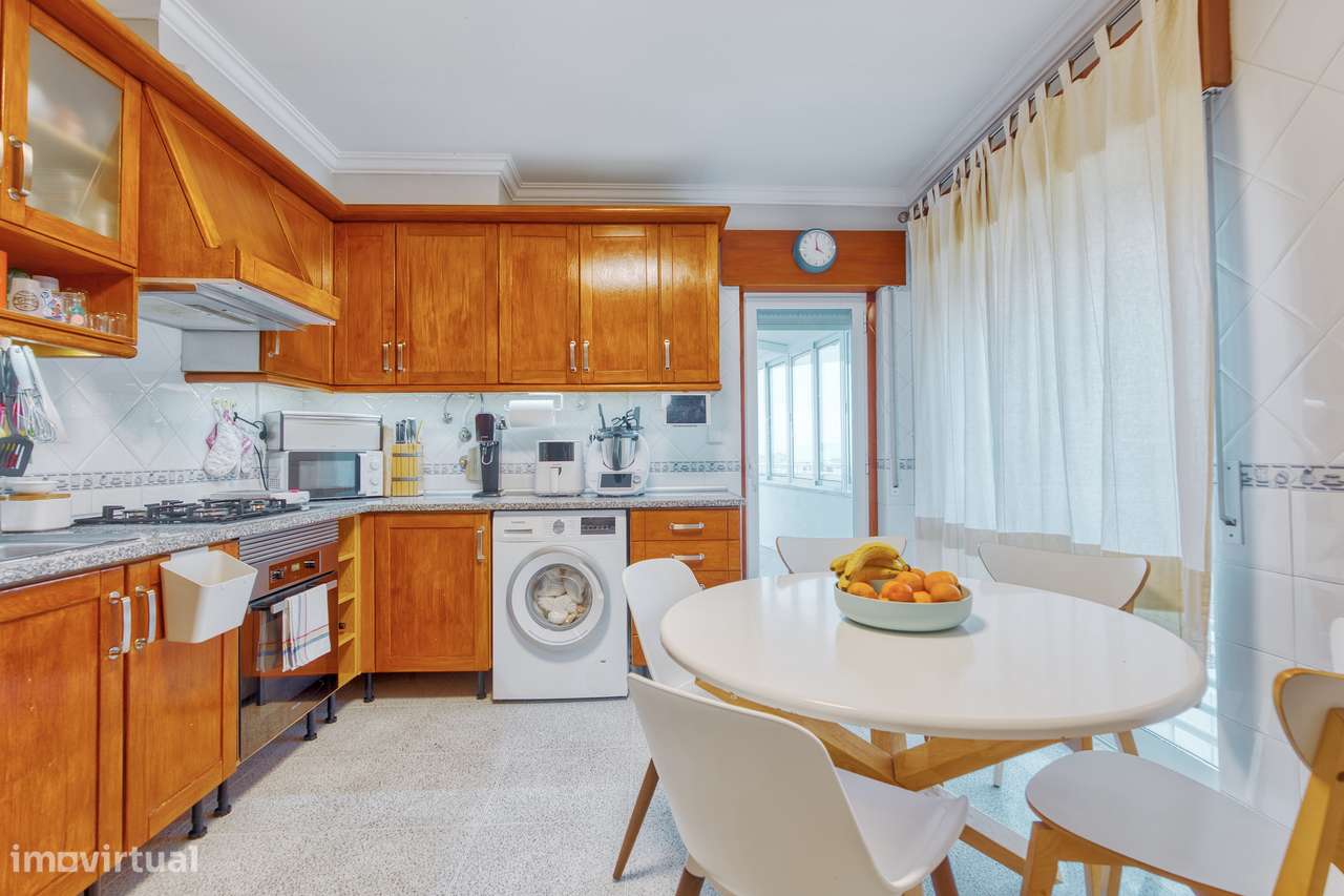 Penthouse T2 com varanda e garagem - Grande imagem: 3/19