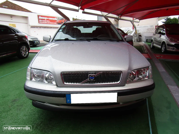 Volvo S40 1.6 - 7