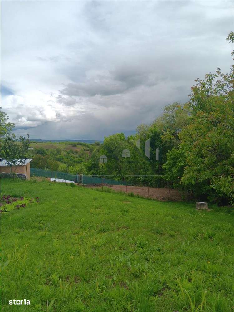 Ciurbesti TEREN 1347mp cu casa batraneasca 61mp utilitati trase panora - Imagine principală: 1/12