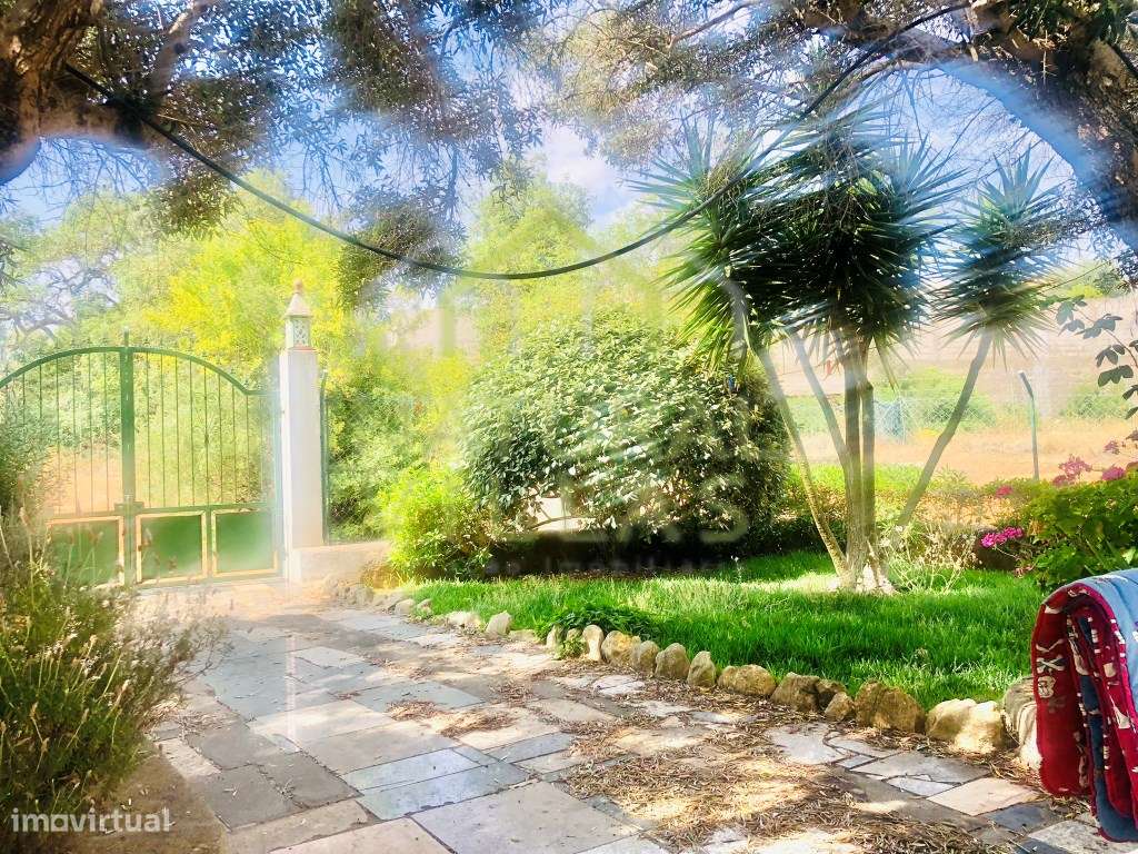 Moradia de Campo T5 com Piscina de Água Salgada e Terreno, Tunes-22