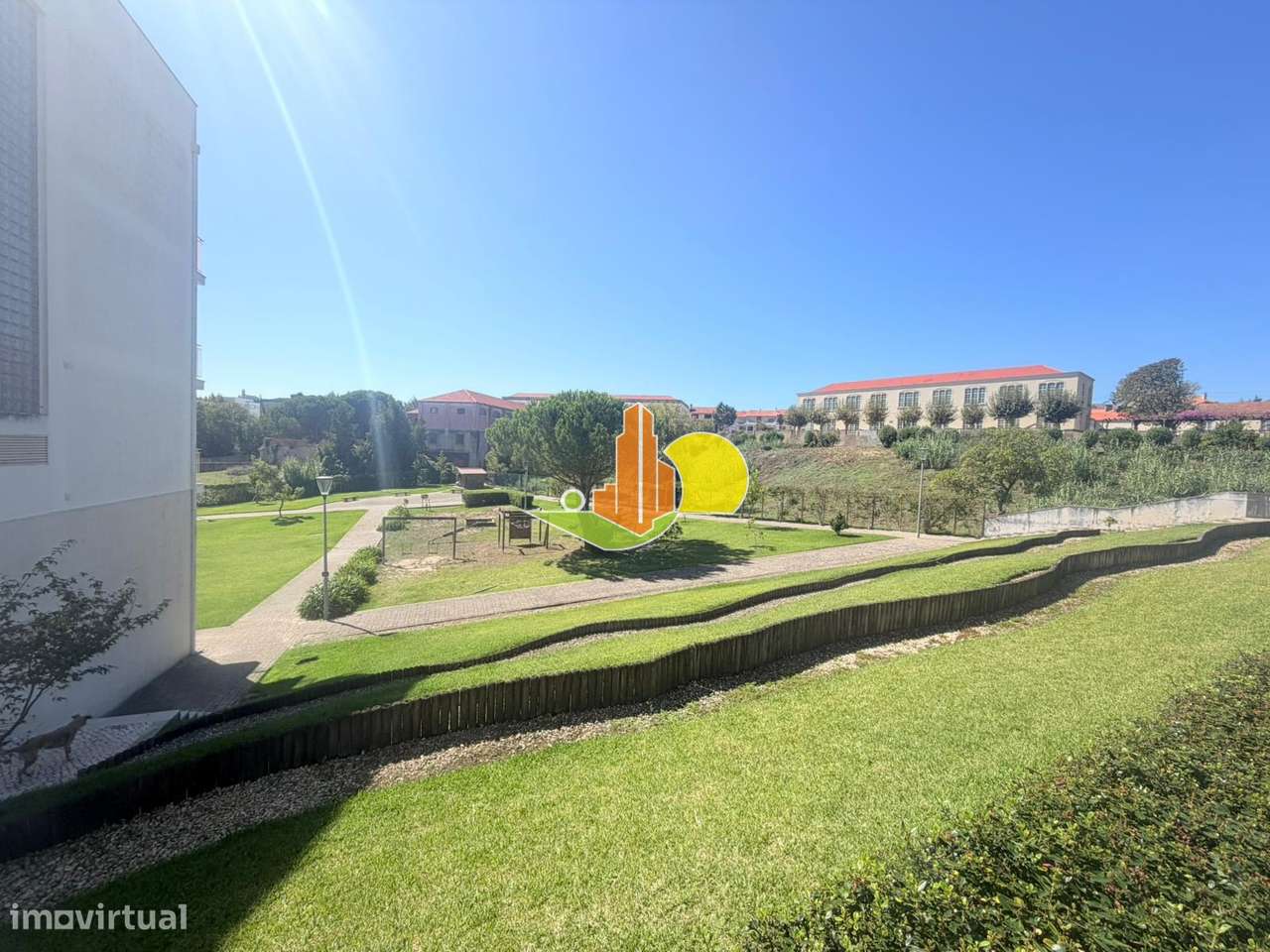 T0 com parqueamento-17