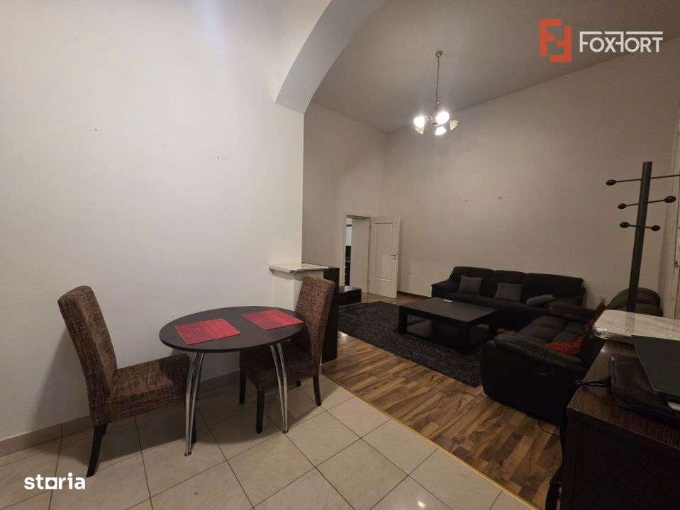 Apartament cu 2 camere semidecomandat, et 1, zona Centrala - Imagine principală: 5/11