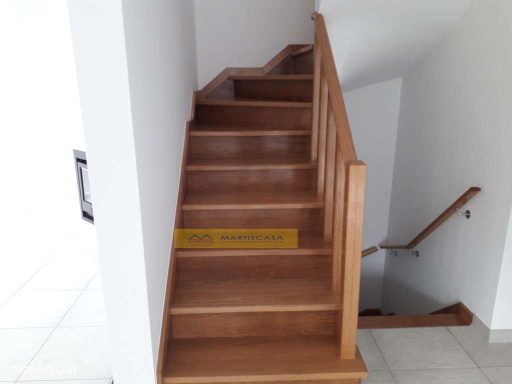 Moradia T3+1 Centro Ericeira/VISTA MAR - OFERTA ESCRITURA E REGISTOS-30