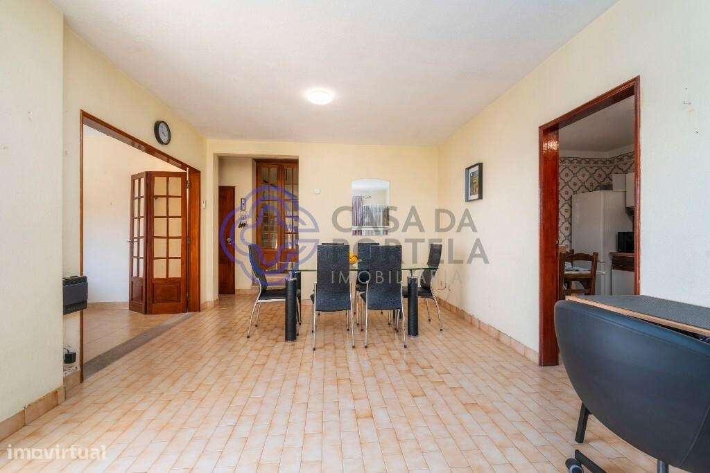 Magnífica Moradia T3 com Vista Mar e Localização Estratégica – Loulé-44