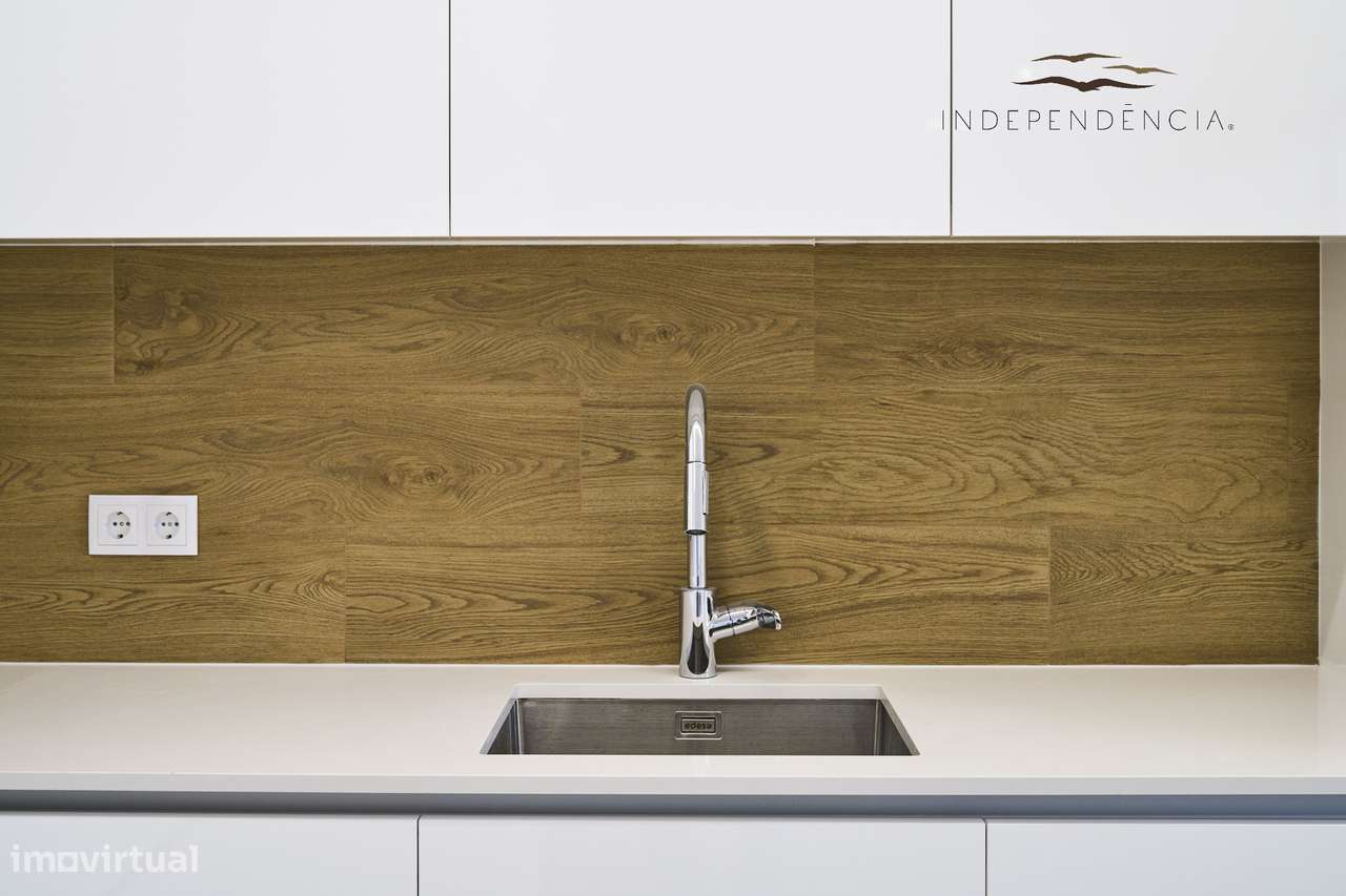 Apartamento T2 || Novo || Praia da Nazaré-10