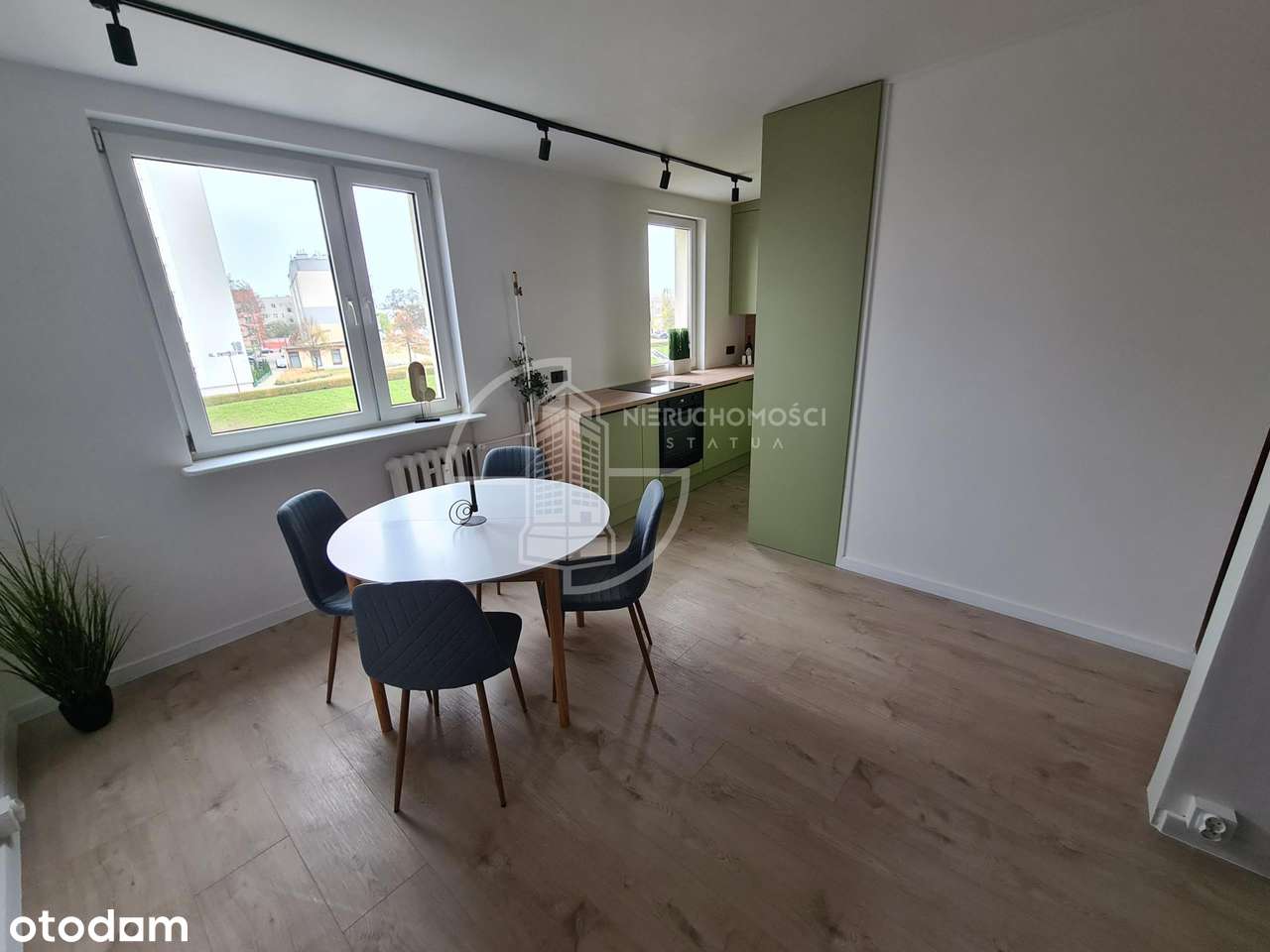 Dwupokojowe mieszkanie po remoncie - Nowe Miasto - Pełny obrazek: 5/12