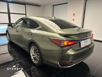 Lexus ES - 6