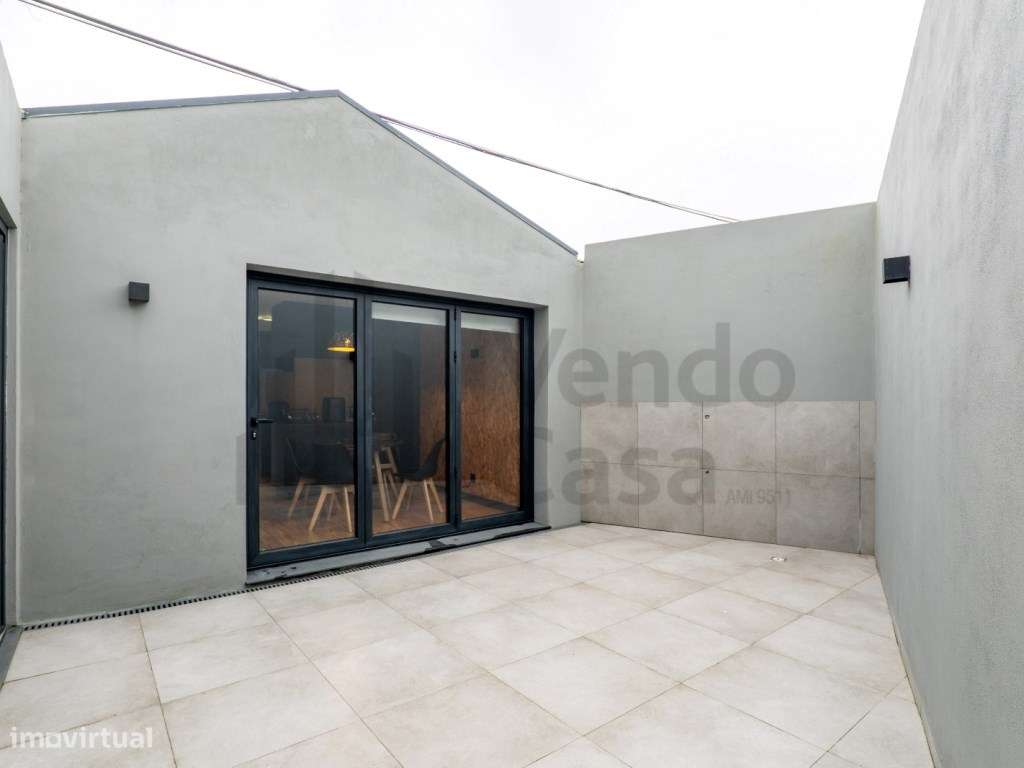 Vende-se Moradia de Luxo Centro de Braga-25