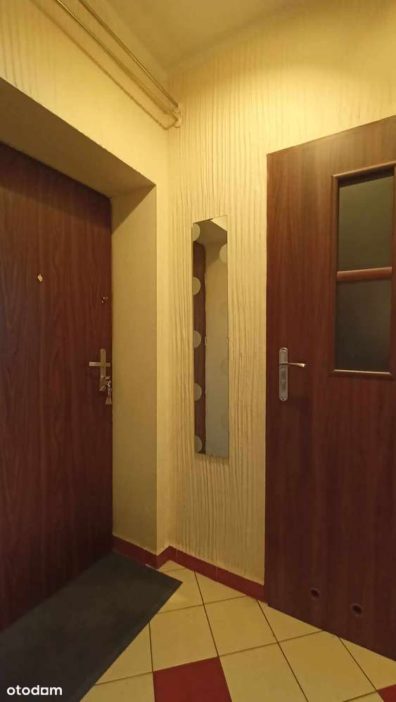 przestronna kawalerka w niskiej zabudowie-9