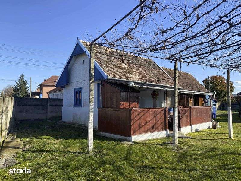 Vand teren intravilan 1100 mp cu 2 case in Chetani, Mures - Imagine principală: 5/8