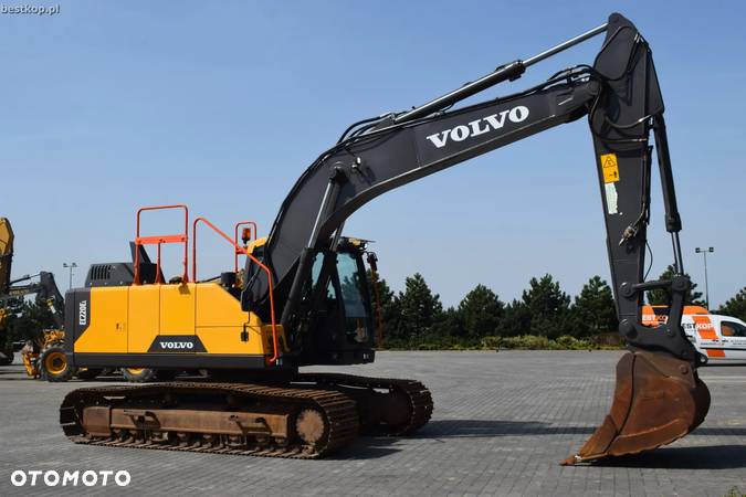 Volvo EC220EL - 12