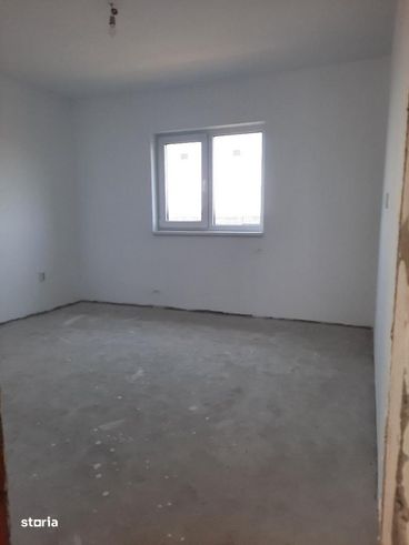 FARA COMISION casa 3 camere P+pod terasa beci la cheie-11