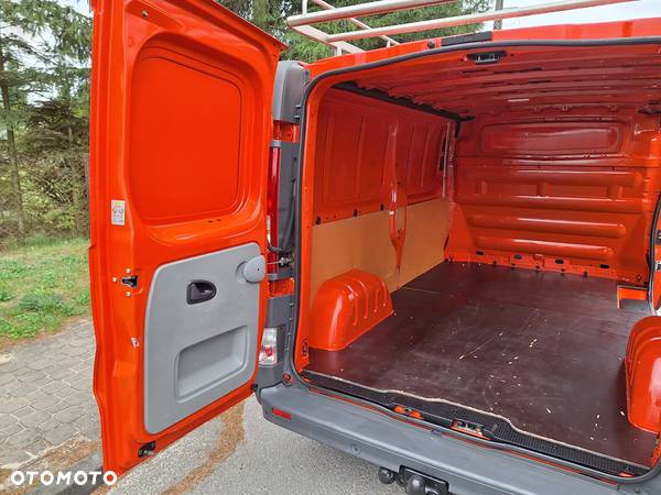 Renault Trafic - 25