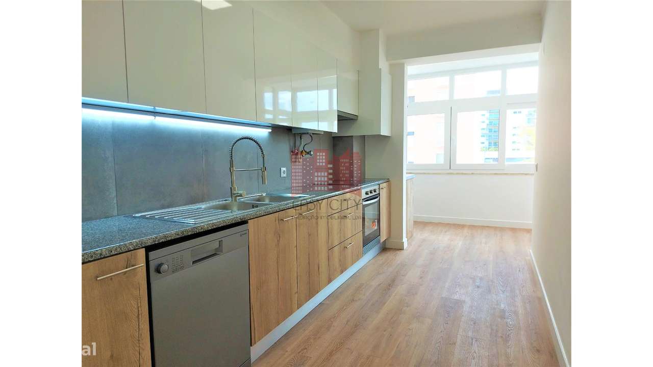 Apartamento T3 em Laranjeiras-14