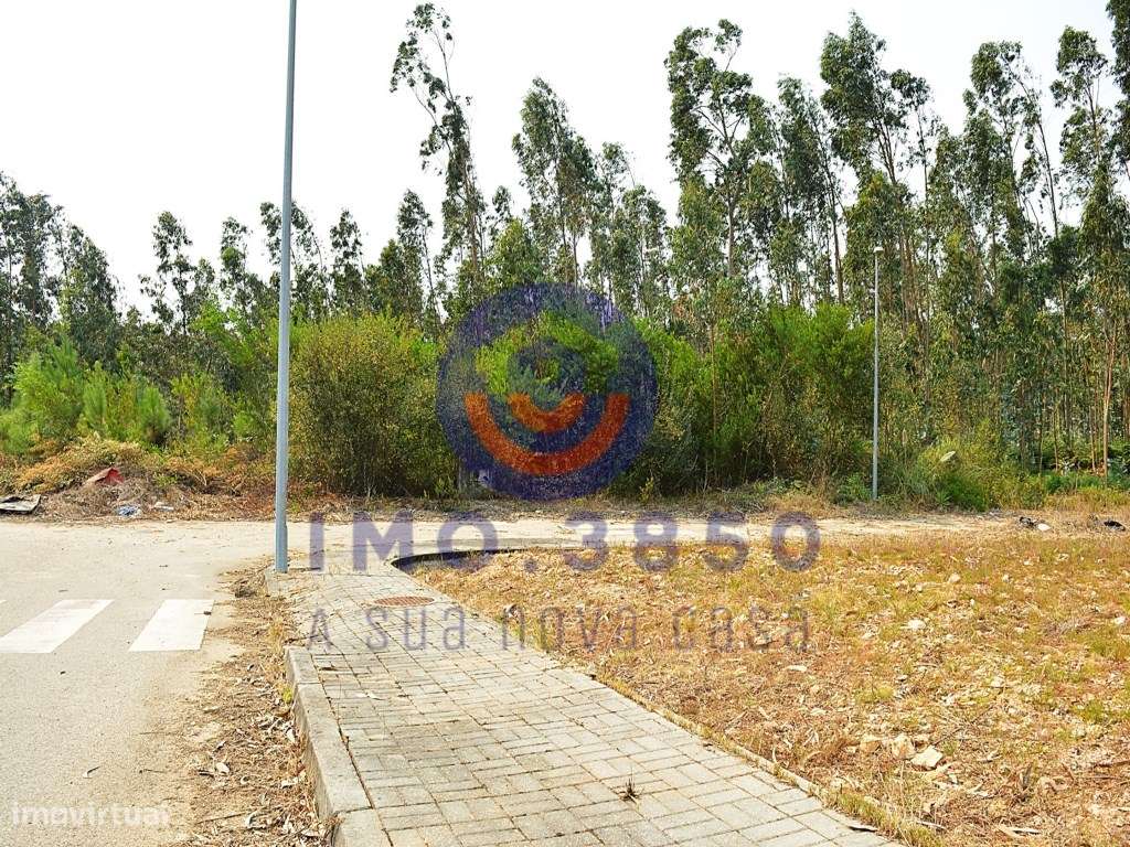 Lote p/ construção de moradia isolada-3