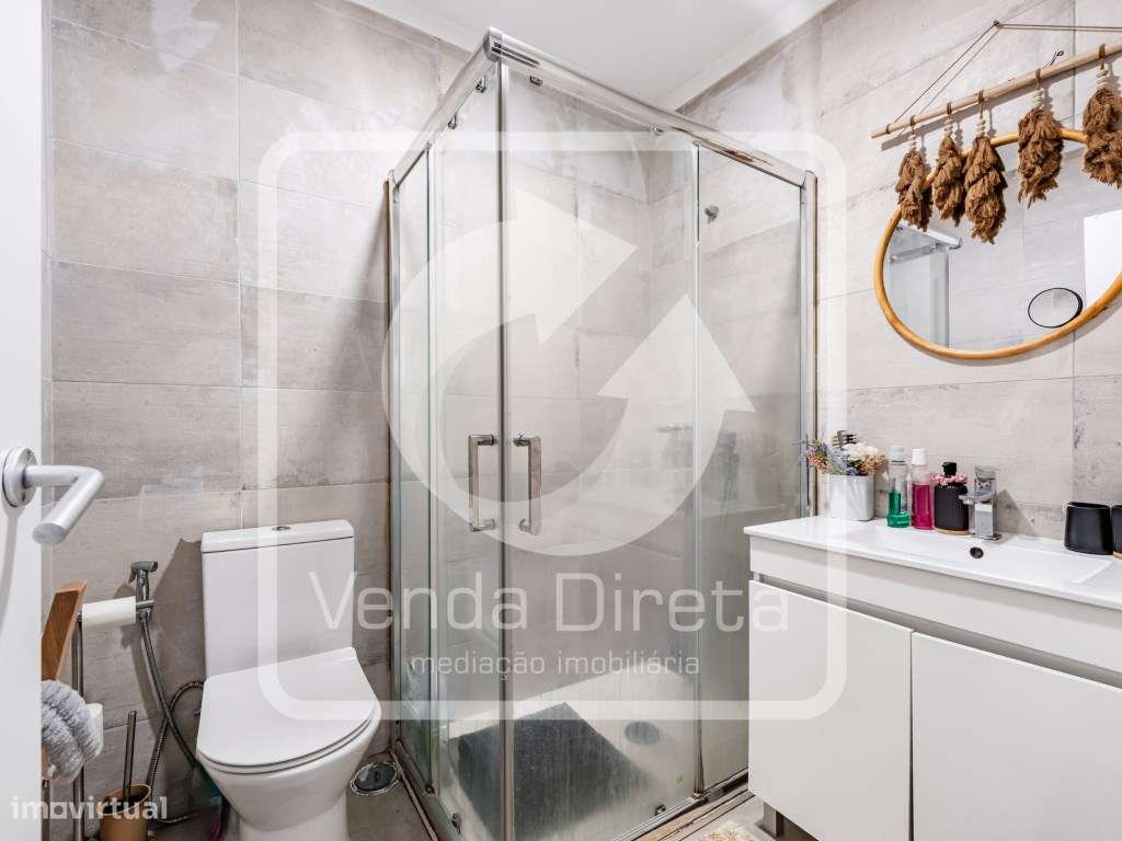 Apartamento T3 com 2 varandas no centro de Setúbal.-10