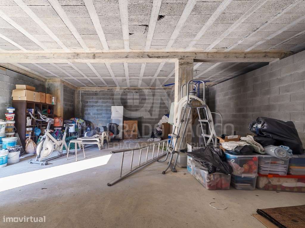 Maravilhosa moradia T3+1, térrea e de linhas modernas a 2 minutos d...-40