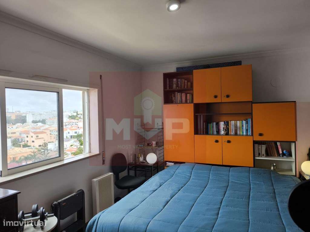 Apartamento T4 em Portimão-7
