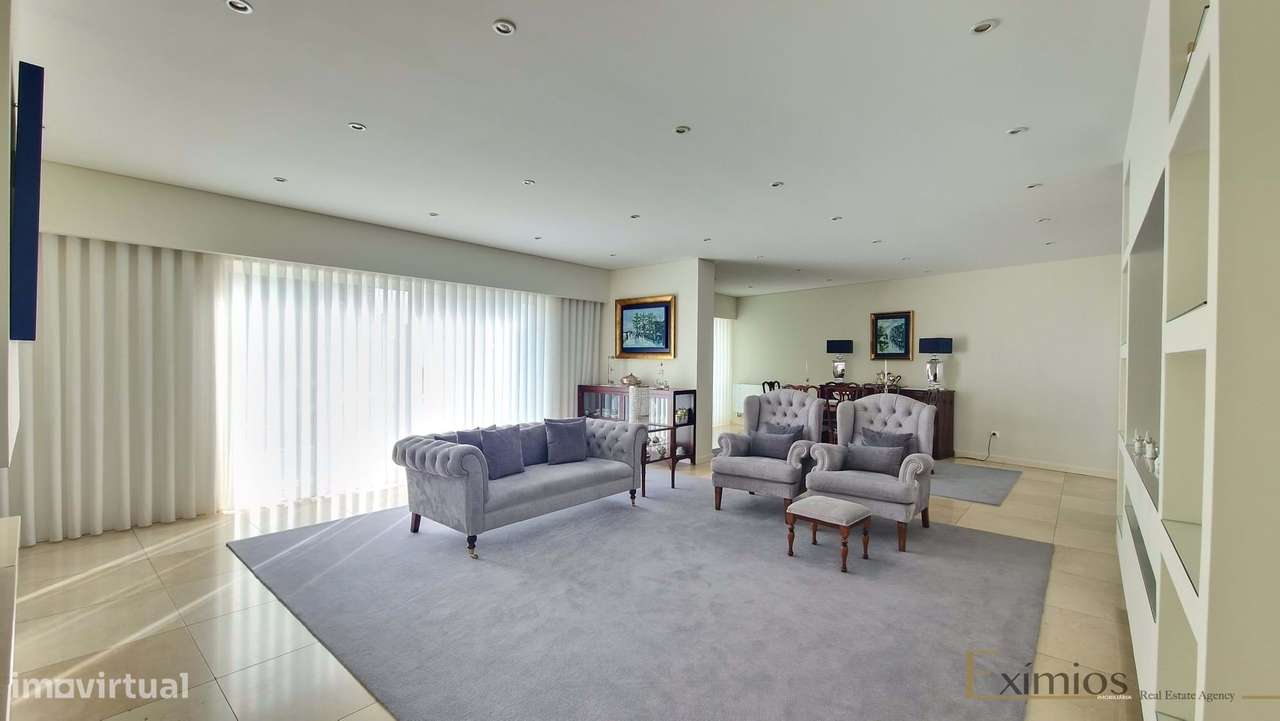 Moradia V5 para venda, com garagem, em Vila do Conde - Grande imagem: 2/23