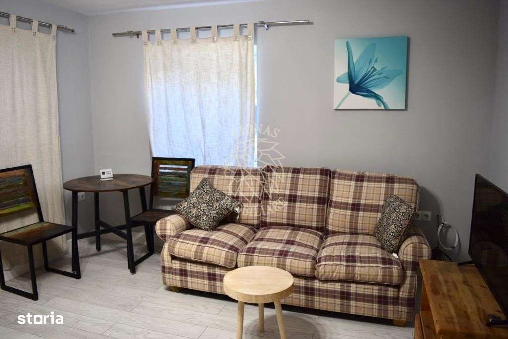 Apartament la casa 40 mp-renovat-curte-mobilat modern-Ultracentral - Imagine principală: 1/9