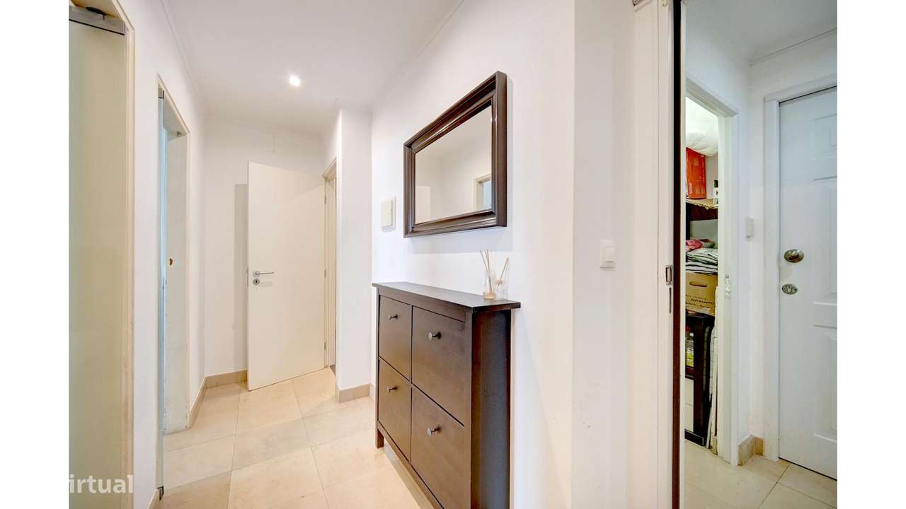 Apartamento T3 em Lisboa com terraço-18