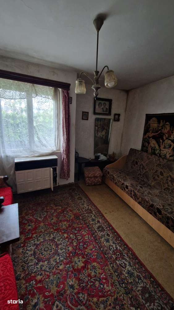 De vânzare 2 camere  pret 46,000euro , et , 3  central-6