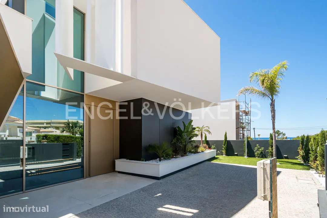 Moradia contemporânea de luxo com vista mar a 300m da praia - Grande imagem: 5/59