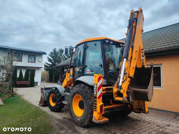 JCB 3CX - 9