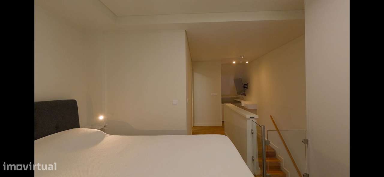 Duplex T1 com Jardim e Terraço Privativos-8