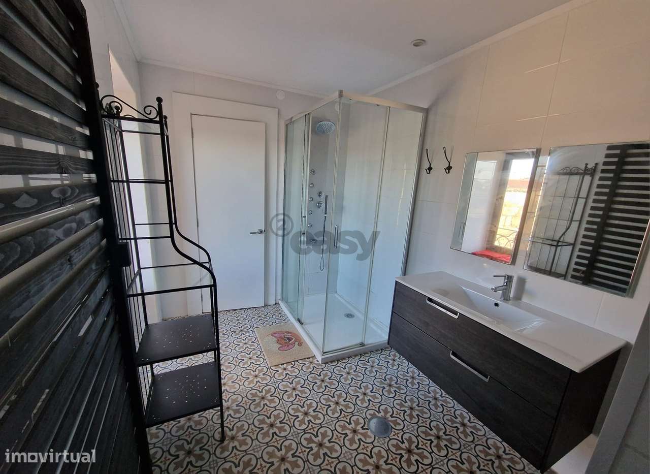 APARTAMENTO T1 COM LOGRADOURO DE 78M2-15